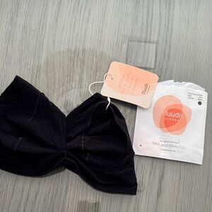 Nuudii system black bra